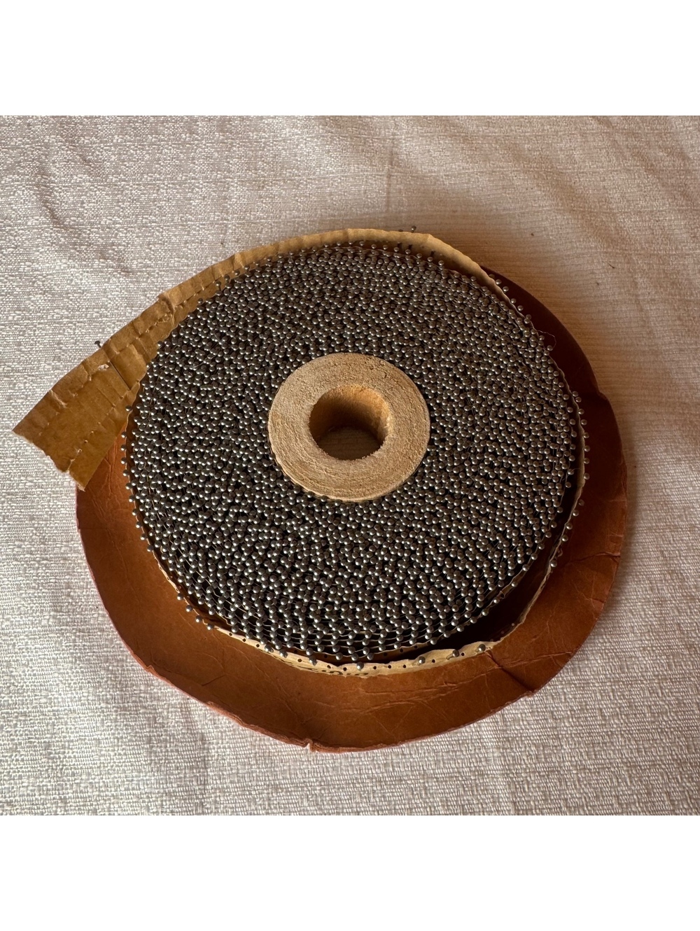 Vintage Dunlap Pin Strip Roll Industrial Upholstery Sewing Pins - Picture 4 of 4